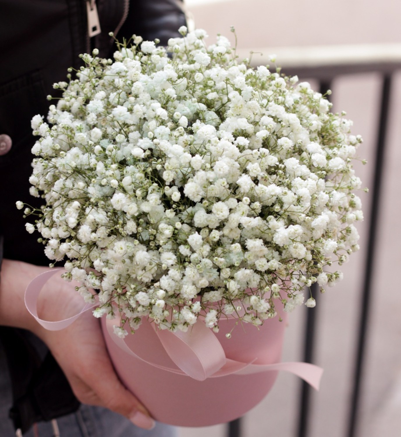 korobka s gipsofiloj 6